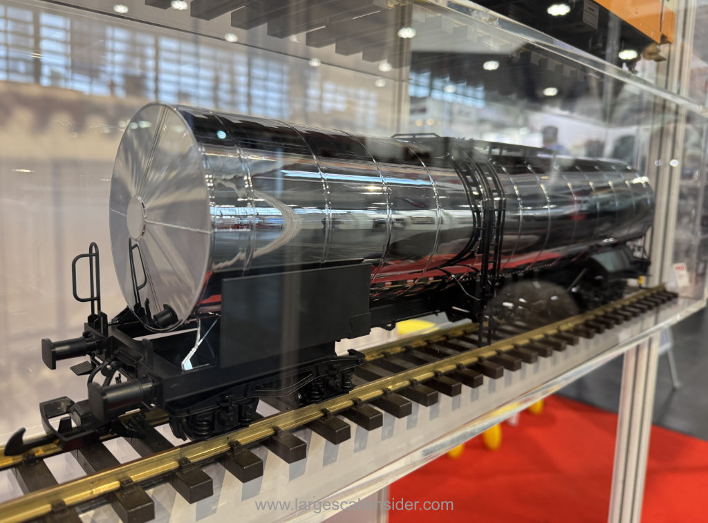 PIKO 37860 Chemical Tank Car Sample at Intermodellbau Dortmund 2025