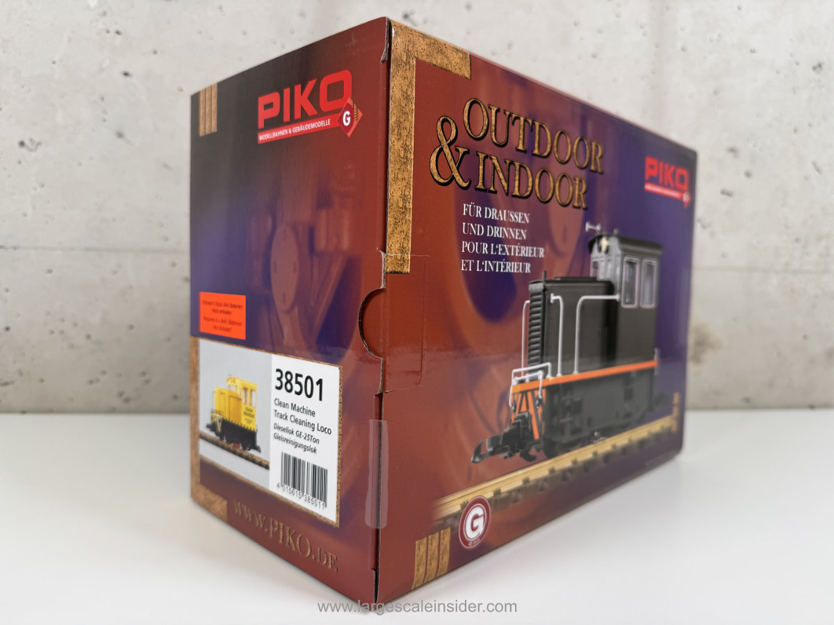 PIKO G 38501 GE 25 Ton Clean Machine Track Cleaner Battery Power