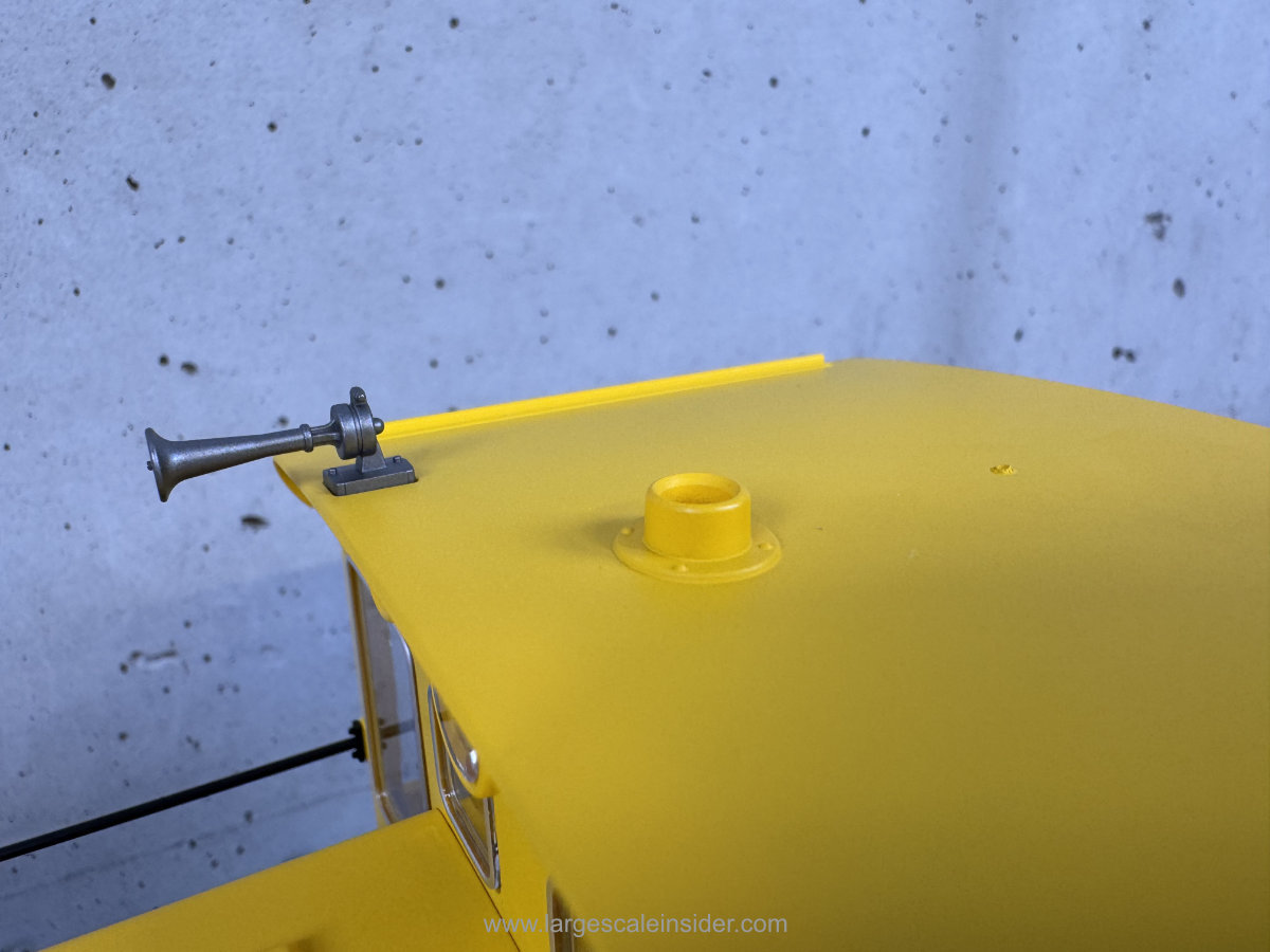 PIKO G 38501 GE 25 Ton Clean Machine Track Cleaner Battery Power