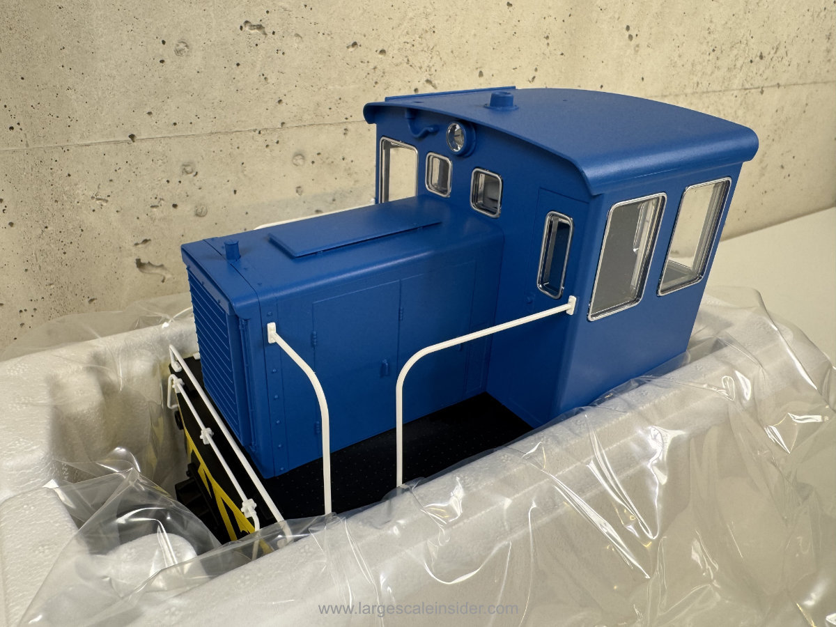 PIKO G 38502 GE 25 Ton Track Power