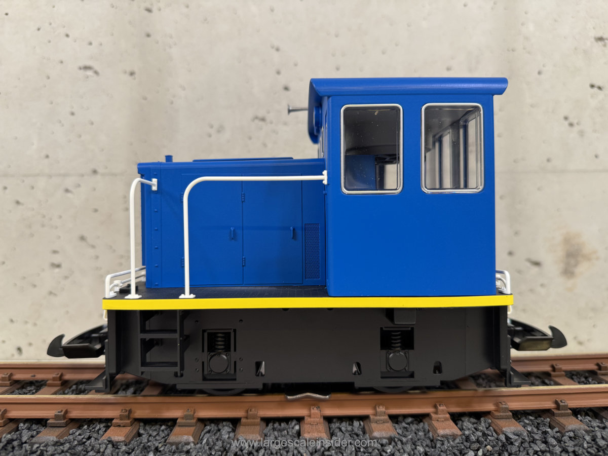 PIKO G 38502 GE 25 Ton Track Power