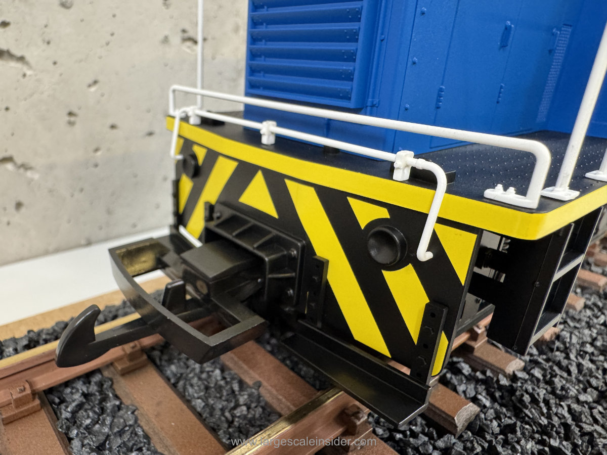 PIKO G 38502 GE 25 Ton Track Power