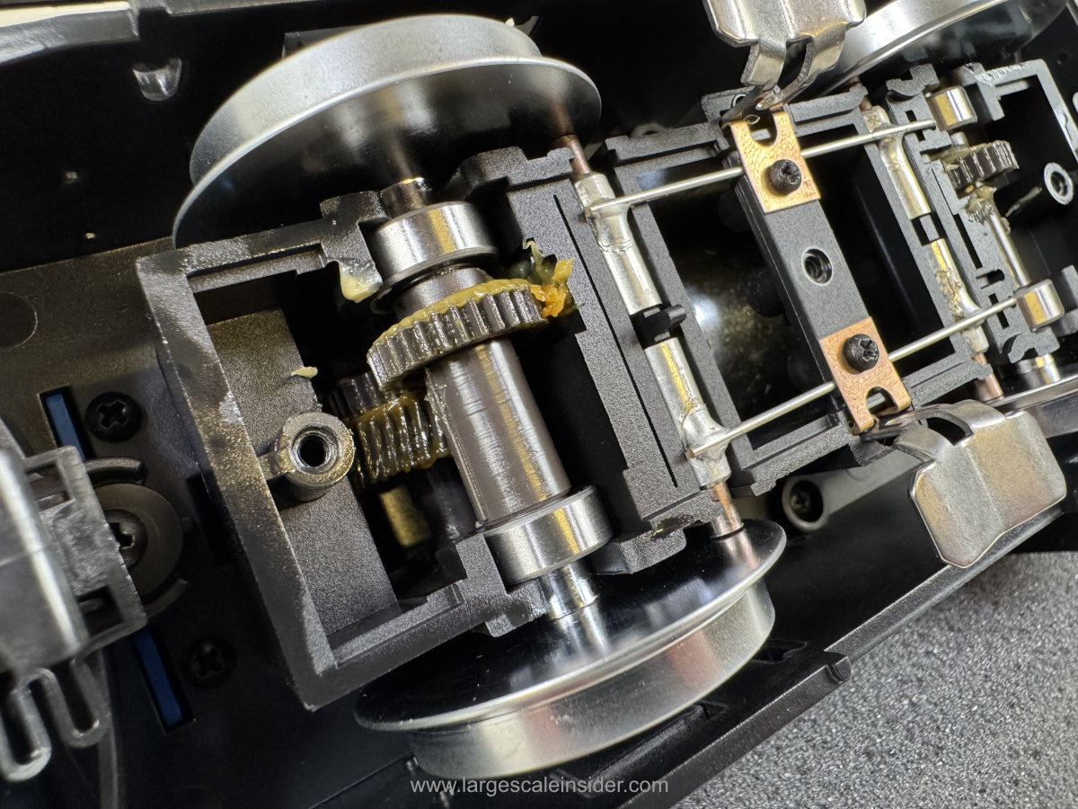 PIKO G 38502 GE 25 Ton Track Power