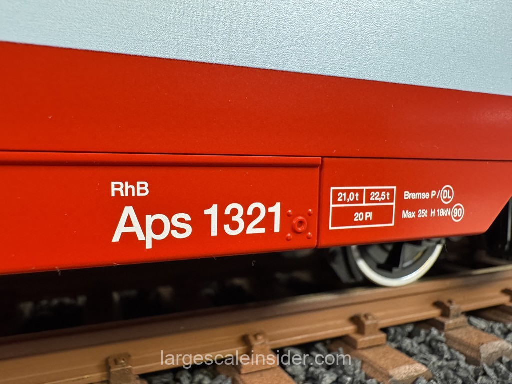 Gallery – LGB RhB GEX “Panoramawagen” | Large Scale Insider